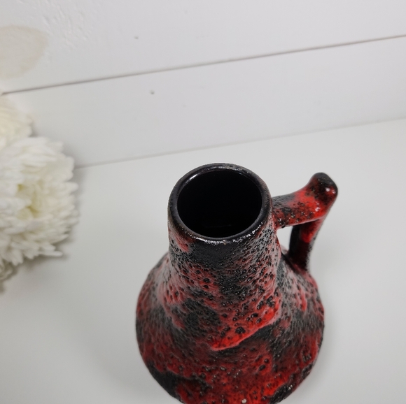 70s West Germany Fat Lava Vase 44-25 | Black & Red Handled Vase | Mid Century - Picture 9 of 12